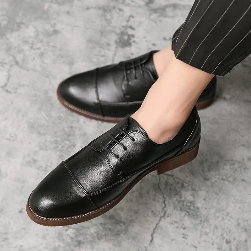Soft Leather Casual Lace-up Low-top Shoes