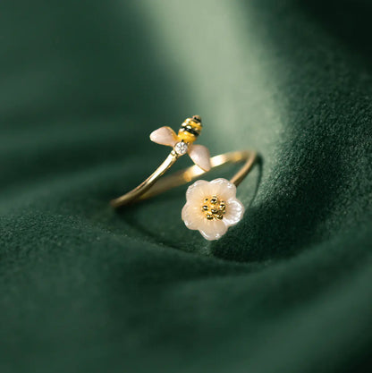 Sterling Bee Shell Adjustable Ring