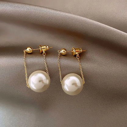 Chic Silver Pearl Geometric Earrings